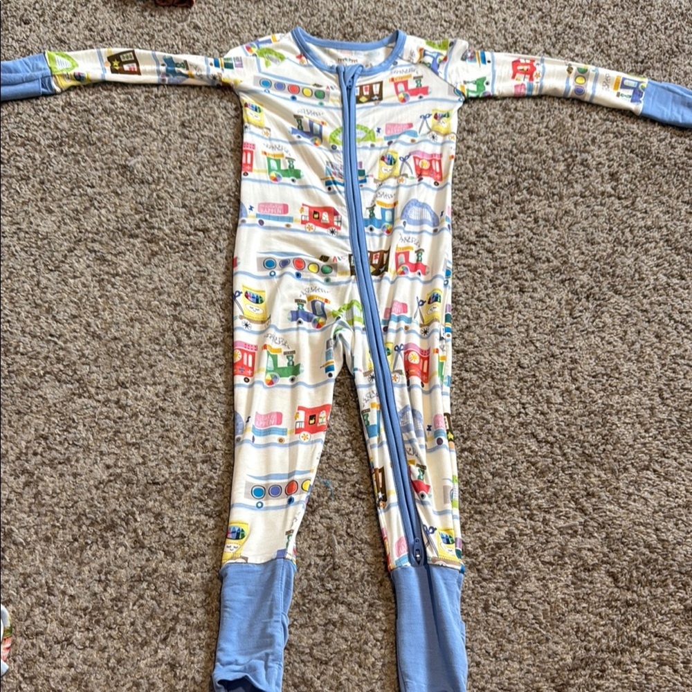 Education express Little Sleepies Blue & Cream Convertible Zippy New without tag